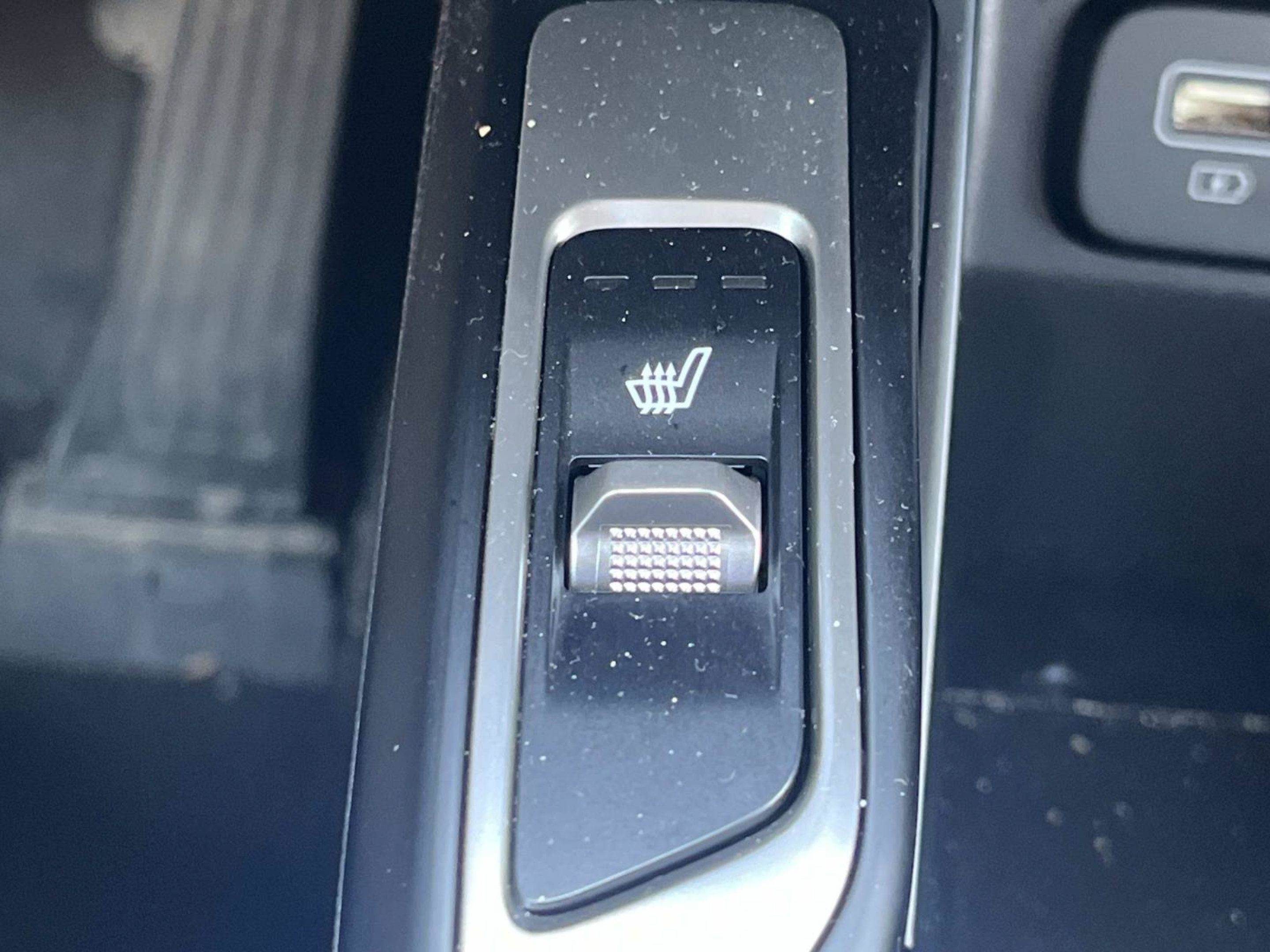Used 2023 Kia Sorento S FWD image 32