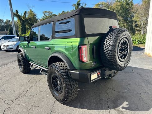 Used 2023 Ford Bronco Wildtrak image 8