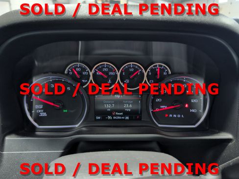 Used 2021 Chevrolet Silverado 1500 RST AWD/4WD image 9