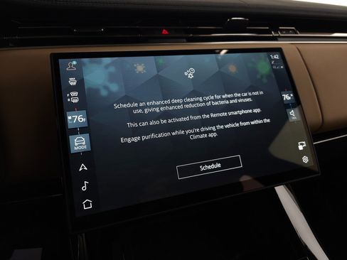 Certified 2024 Land Rover Range Rover Sport SE image 34