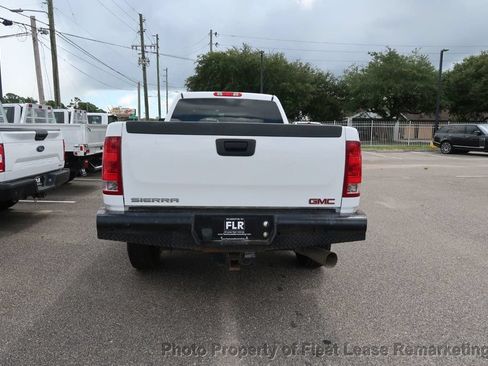 Used 2014 GMC Sierra 2500 W/T AWD/4WD image 4