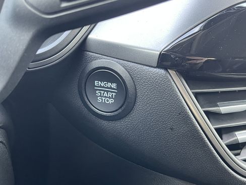 Used 2024 Ford Escape Active image 23