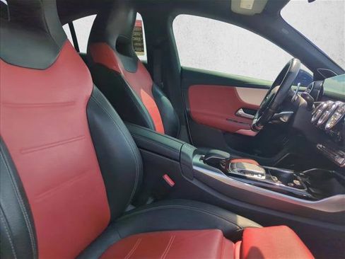 Used 2020 Mercedes-Benz CLA 35 AMG 4MATIC image 25