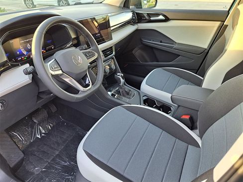 New 2026 Volkswagen Taos S image 7