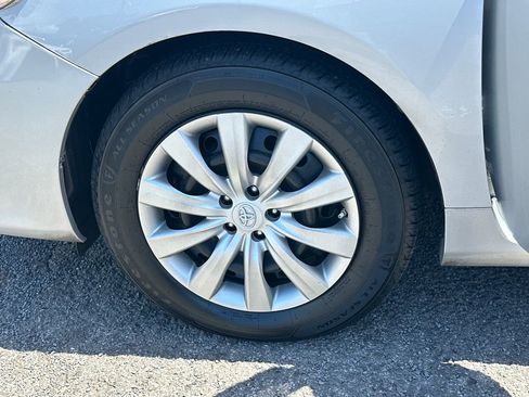 Used 2013 Toyota Corolla S image 11