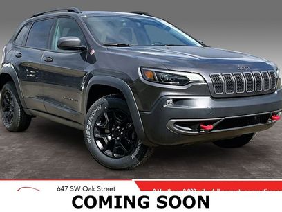 Used 2019 Jeep Cherokee Trailhawk w/ Cold Weather Group