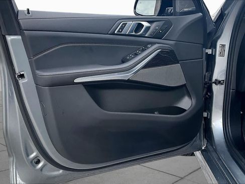 Used 2026 BMW X5 xDrive40i w/ M Sport Package AWD/4WD image 20
