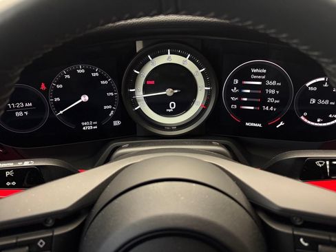 Certified 2024 Porsche 911 Carrera T RWD image 15