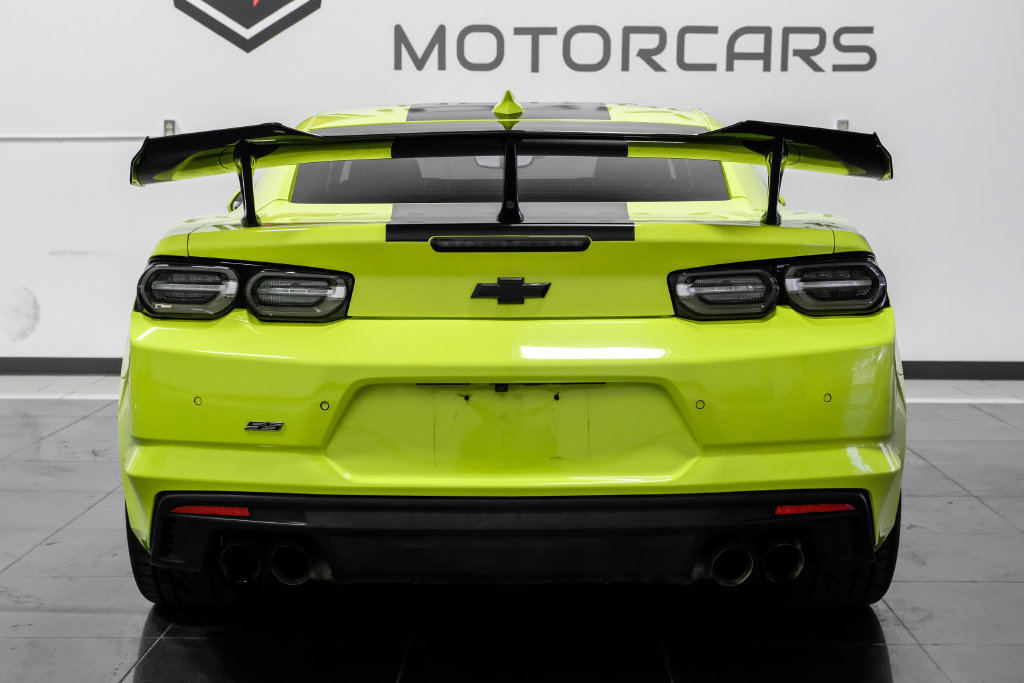 Used 2019 Chevrolet Camaro SS RWD image 10