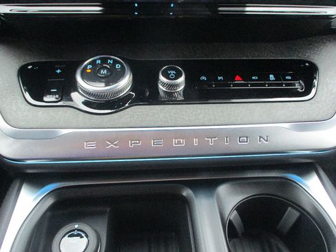 New 2026 Ford Expedition Tremor AWD/4WD image 8