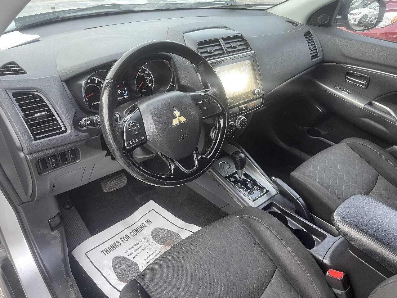 Used 2020 Mitsubishi Outlander Sport SE FWD image 13