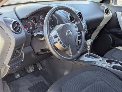 Used 2015 Nissan Rogue S w/ Convenience Package image 4