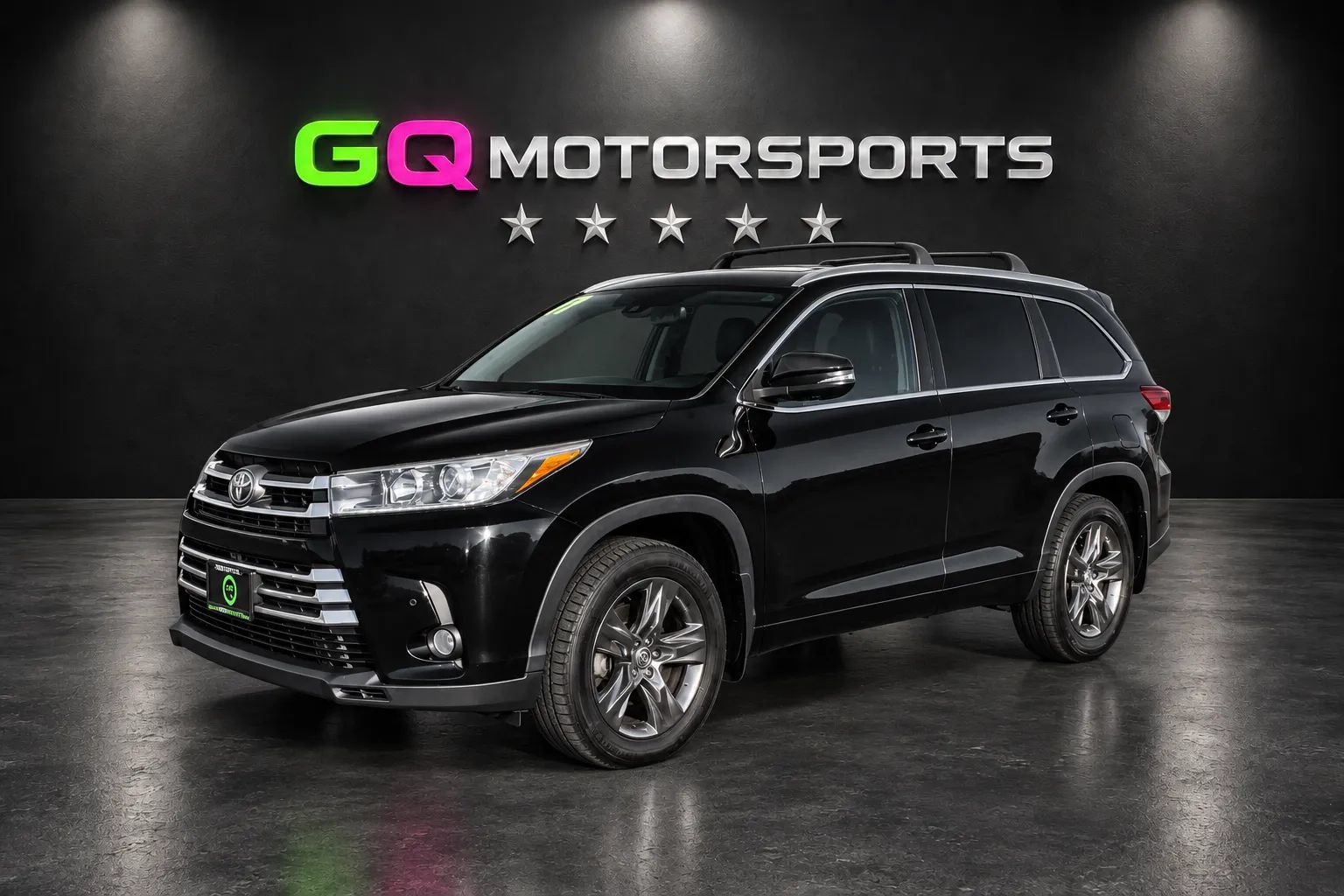 Used 2017 Toyota Highlander Limited Platinum AWD/4WD image 3