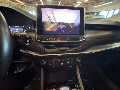 Used 2022 Jeep Compass Trailhawk w/ Sun and Sound Group image 21