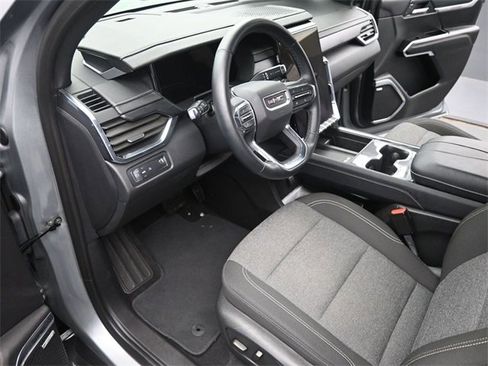 Certified 2025 GMC Acadia Elevation image 9