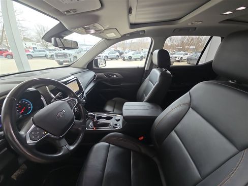 Used 2021 Chevrolet Traverse RS w/ LPO, Floor Liner Package image 21