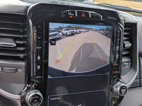 Used 2024 RAM 2500 Big Horn w/ Night Edition image 20