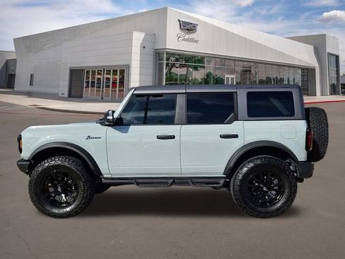 Used 2024 Ford Bronco Wildtrak image 3