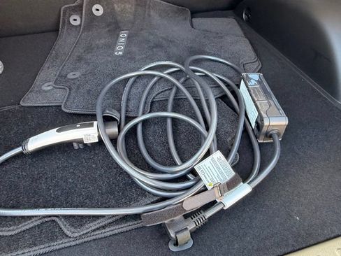Used 2025 Hyundai Ioniq 5 SE RWD image 12