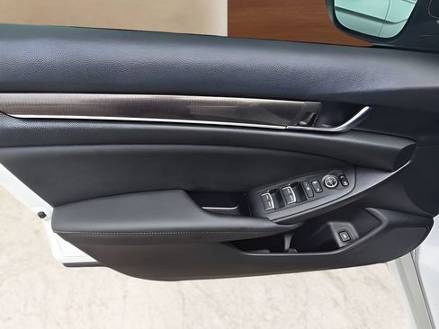 Used 2022 Honda Accord Sport image 14