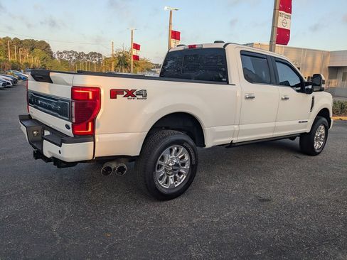 Used 2022 Ford F350 Limited AWD/4WD image 4
