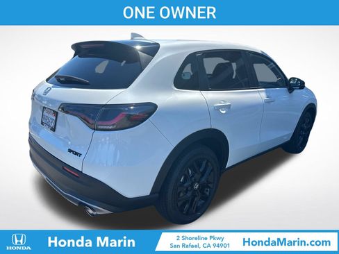 Used 2024 Honda HR-V Sport image 4