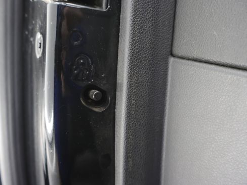 Used 2024 Chevrolet Silverado 2500 LT w/ Midnight Edition image 42