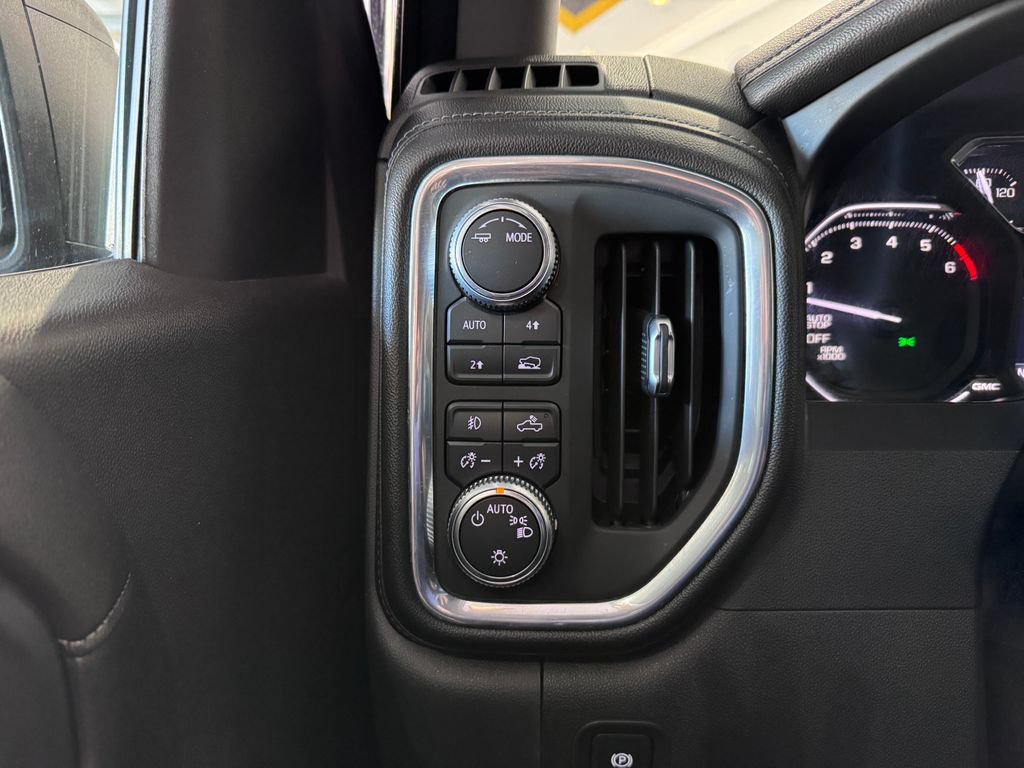 Certified 2020 GMC Sierra 1500 Elevation w/ Elevation Value Package AWD/4WD image 25