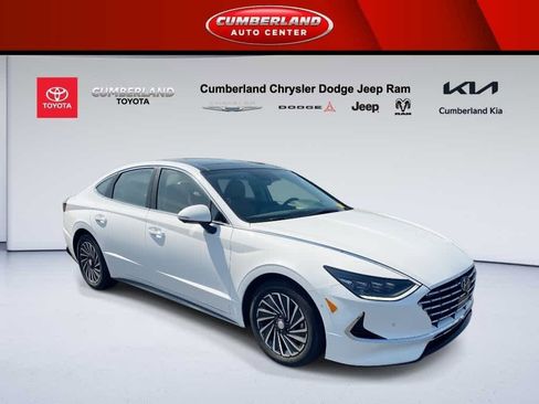 Used 2023 Hyundai Sonata Limited image 1