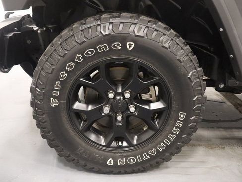 Certified 2022 Jeep Wrangler Unlimited Willys image 24