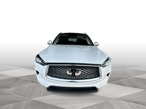Used 2023 INFINITI QX50 Luxe FWD image 3