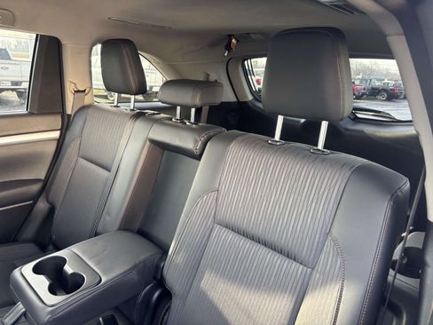 Used 2014 Toyota Highlander Plus image 27
