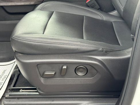 Used 2024 Chevrolet Silverado 1500 LTZ w/ Z71 Off-Road Package image 24