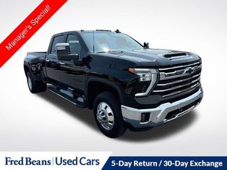 Used 2024 Chevrolet Silverado 3500 LTZ w/ LTZ Plus Package AWD/4WD video 1