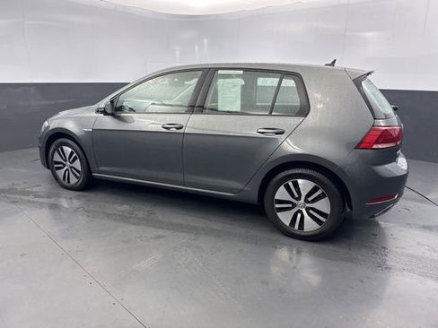 Used 2019 Volkswagen e-Golf SE w/ Driver Assistance Package image 4