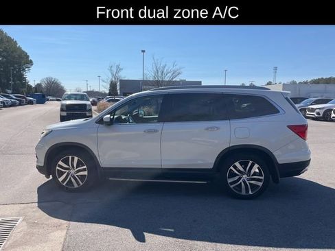 Used 2018 Honda Pilot Touring image 7