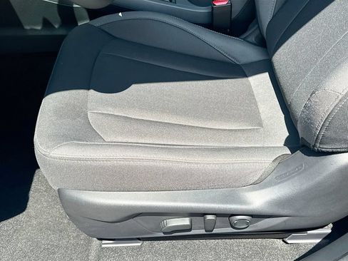 Certified 2026 Subaru Crosstrek 2.5i Premium AWD/4WD image 23