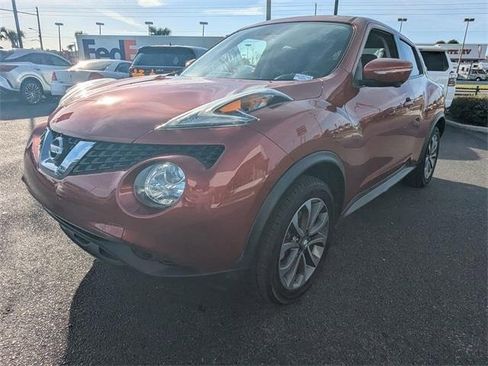 Used 2017 Nissan Juke SV w/ Technology Package image 8