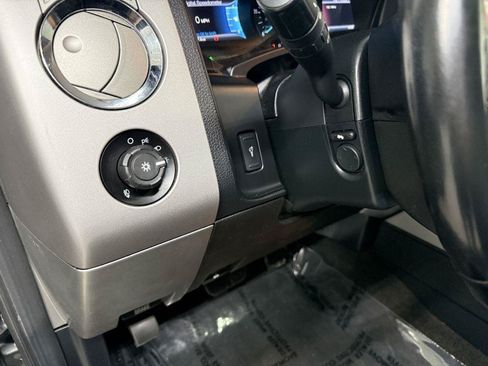 Used 2017 Ford Expedition EL Limited w/ Equipment Group 301A AWD/4WD image 14