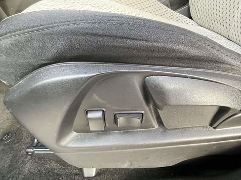 Used 2015 Chevrolet Equinox LS image 13