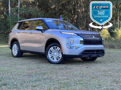 Used 2022 Mitsubishi Outlander ES