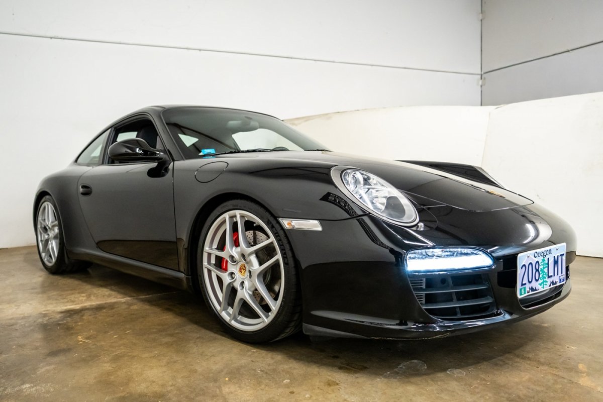 Used 2009 Porsche 911 Carrera S RWD image 9