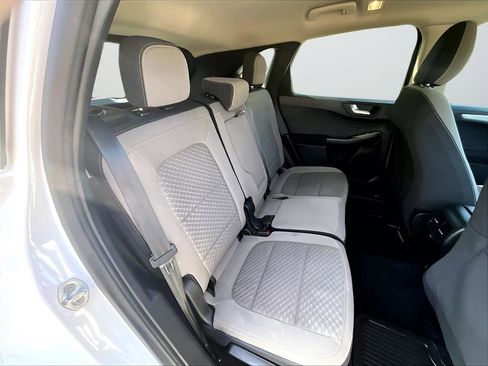 Used 2020 Ford Escape SE FWD image 18