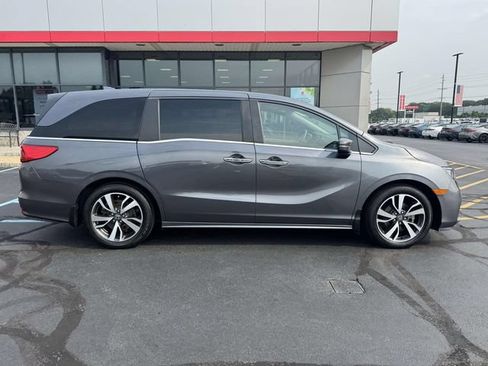 Used 2023 Honda Odyssey Touring image 6