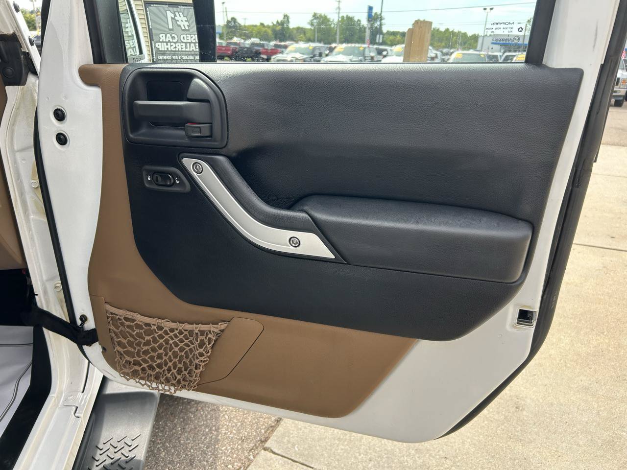 Used 2012 Jeep Wrangler Sahara w/ Dual Top Group AWD/4WD image 13