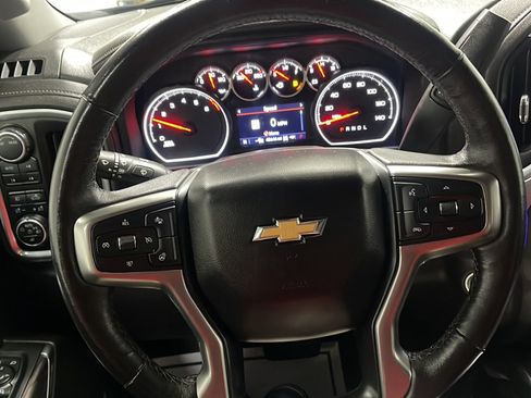 Used 2022 Chevrolet Silverado 1500 LTZ w/ Safety Package II AWD/4WD image 4