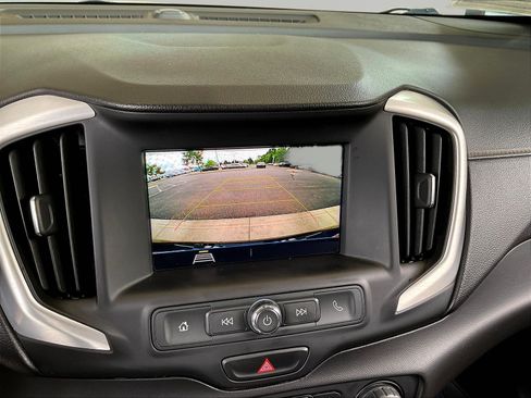 Used 2020 GMC Terrain SLE w/ Elevation Edition FWD image 14