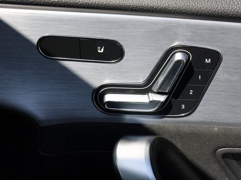 Used 2022 Mercedes-Benz A 220 4MATIC image 21