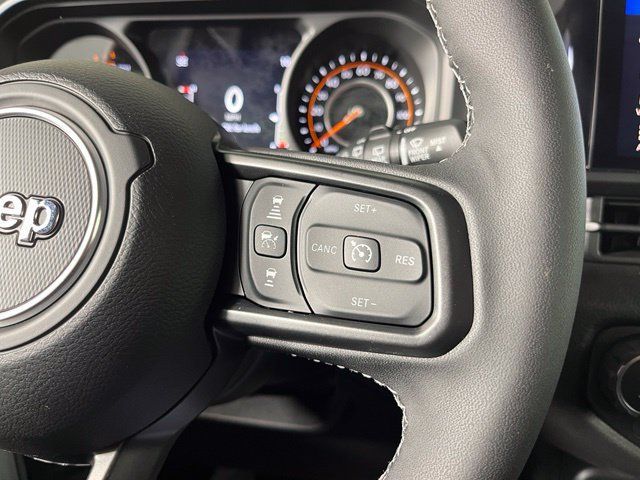 Used 2026 Jeep Wrangler Unlimited Sport AWD/4WD image 22