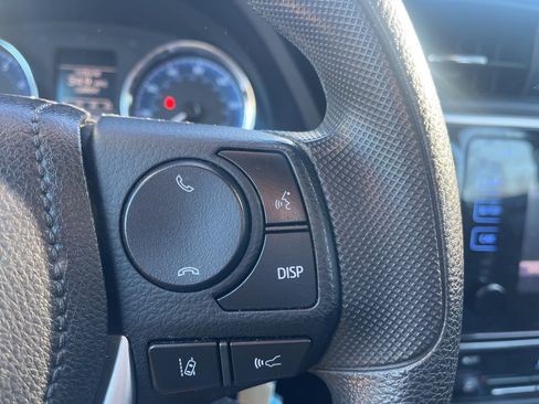 Used 2018 Toyota Corolla L image 14